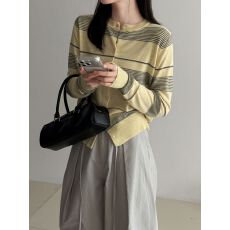 批发慵懒撞色条纹针织衫女26早春新款韩系软糯羊毛<b class='q'>开衫</b>毛衣