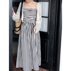 批发法式条纹抹胸吊带<b class='q'>连衣裙</b>女高级感露肩褶皱收腰a字长裙夏