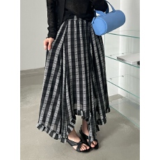 批发超大裙摆，比较废料的半身裙