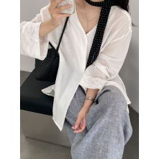 批发苎麻蕾丝拼接长袖防晒衬衫女夏季薄款透气慵懒风衬衣