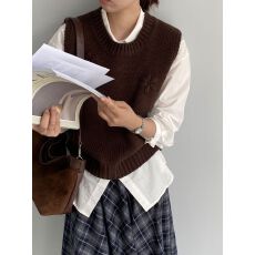批发立体小雏菊花朵装饰针织背心马甲女早<b class='q'>秋</b>无袖圆领上衣