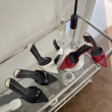 批发2026夏优雅露趾女鞋<b class='q'>简约</b>一字高跟凉鞋时尚欧美风尖头细跟凉拖鞋女