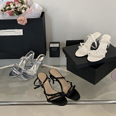 批发2026夏季时尚露趾高跟女鞋<b class='q'>甜美</b>蝴蝶结搭扣凉鞋百搭圆头细跟女鞋