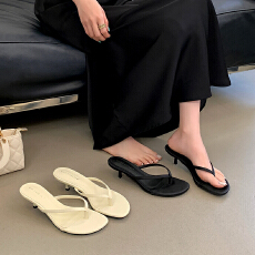 法式慵懒风一脚蹬凉拖舒适猫跟百搭夹趾凉鞋简约度假风人字拖鞋女