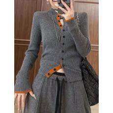 批发假两件撞色针织打底衫女秋冬2025新款大码胖MM单排扣毛衣长袖上衣