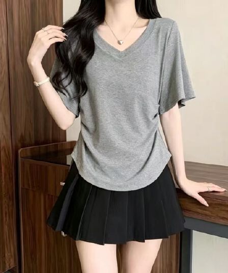빅 사이즈 느긋한 바람 5 점 소매 V넥 반팔 티셔츠 여성 여름 지방 mm 표지 고기 슬림해 보이는 미니멀리즘 단색 작은 대중 맨위