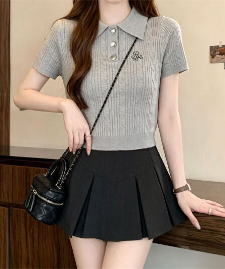 miu 부서 학원 스타일 회색 POLO 칼라 니트 반팔 티셔츠 여성 여름 자수 몸매 가꾸기 품격 폴로 칼라 맨위