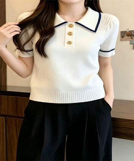 2026 여름 새로운 여성 작은 대중 화이트 POLO 칼라 반팔 티셔츠 패션 고유 한 슈퍼 잘 생긴 니트 맨위