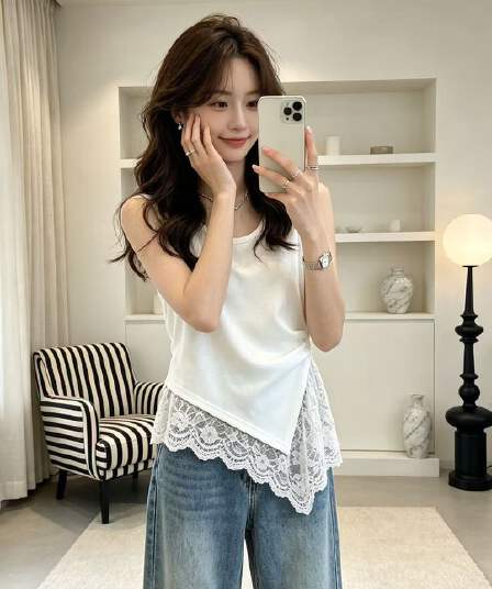 화이트 티셔츠 여성 조끼 2026 새로운 여름 불규칙 레이스 조각 펌프 로프 작은 대중 디자인 센스 ins 맨위