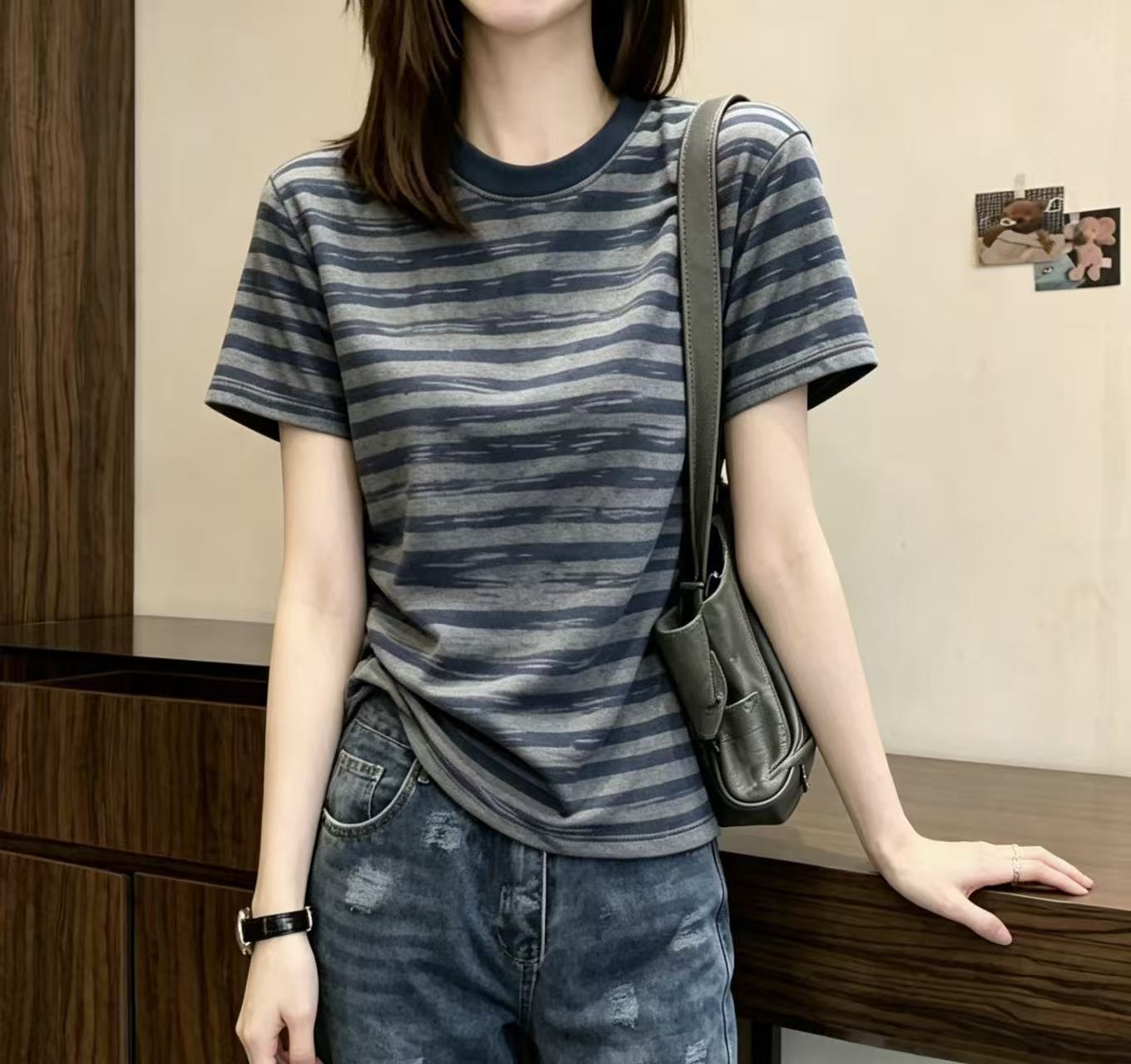 2026 여름 새로운 레트로 마 오래된 스트라이프 반팔 티셔츠 여성 슬림해 보이는 다용도 순면 긍정적 인 어깨 그레이트 봐. 의류