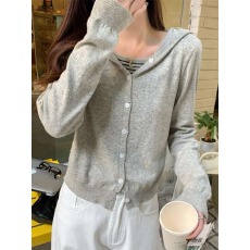 批发撞色条纹连帽假两件<b class='q'>长袖</b>针织衫女2026早秋新款设计感叠穿毛衣上衣