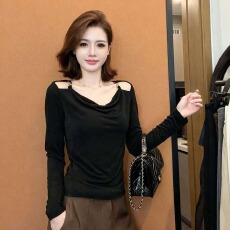 批发秋季2026新款长袖T恤女装露肩设计感小众时髦减龄洋气打底衫上衣