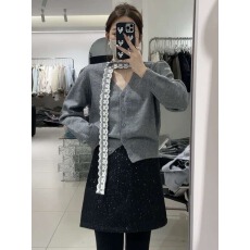 批发春季小香风灰色V领蕾丝飘带针织衫打底毛衣女秋冬款开衫长袖上衣