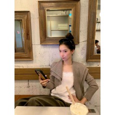 批发韩系复古不规则针织开衫女秋冬季2026新款慵懒松弛感穿搭双襟上衣