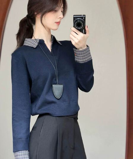 블루 색상 폴로 칼라 패치워크 페이크 레이어드 몸매 가꾸기 니트 기본 셔츠 봄 드레스 여자 2026 년 새로운 한 첨부 된 의류
