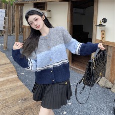 批发实拍~ 针织毛衣开衫外套女2025早秋新款撞色宽松慵懒风毛衣