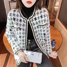 批发仿水貂绒秋季新款小香风短款女装外套<b class='q'>千鸟格</b>秋冬洋气开衫格子