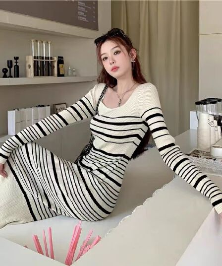 인사이드 가져 가라. 치마 실링 신축성 니트 슬림해 보이는 그는 벤 바람 광장 칼라 한 마디 스트라이프 드레스