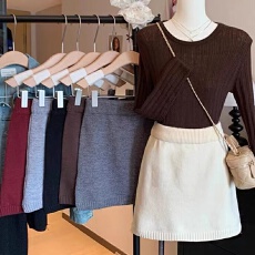 批发新款秋冬复古针织<b class='q'>包臀</b><b class='q'>半身裙</b>