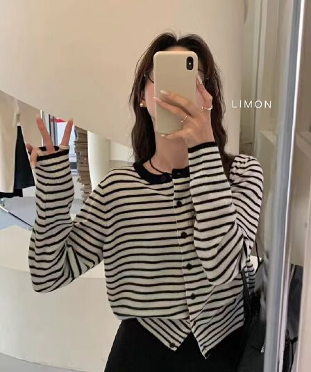 한 부서 품격 캐주얼 스트라이프 라운드 넥 니트 오픈 가디건 여성 봄 고급 센스 예쁜 스웨터 인사이드 가져 가라. 쇼트 스타일 맨위