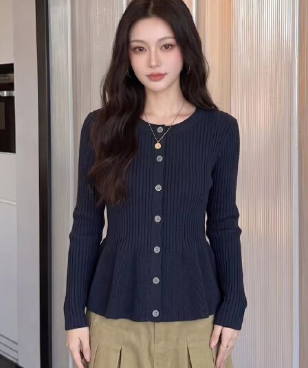 앤디 플러시 워시 물 프랑스식 작은 대중 몸매 가꾸기 허리 수축 가을 단추 스웨터 슬림해 보이는 다용도 니트 스웨터 여성
