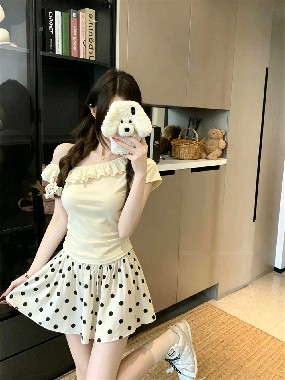 실사 달콤함 반팔 다용도 비스듬한 어깨 축소 Pleat 프릴 반팔 티셔츠 도트 무늬 레이스업 반신 치마 세트