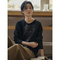 批发韩式文艺2025秋新款女装宽松显瘦插肩长袖立体绣花卫衣女上衣