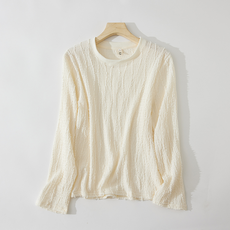 프랑스식 3 차원 무늬 긴팔 티셔츠 여성 2025 년 가을 새로운 고급 센스 인사이드 가져 가라. 기본 셔츠 맨위