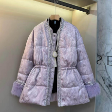 批发官图  2025秋冬轻奢复古国风重工钉珠收腰设计毛毛袖口大码外套