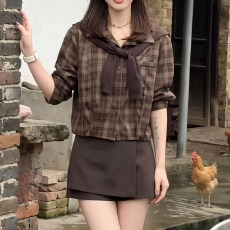 批发官图  2026春秋季新款女士洋气格子上衣披肩设计感显瘦<b class='q'>短裤</b>三件套
