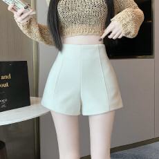 批发实拍2025秋冬外穿毛呢<b class='q'>短裤</b>高腰加厚靴裤万圣节辣妹超<b class='q'>短裤</b>拉退神器