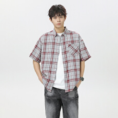 批发实拍<b class='q'>夏</b>季新款日系格子短袖衬衫男港风简约宽松学院风潮流衬衣男