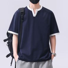 批发实拍2026<b class='q'>夏</b>季新款V领纯色设计感舒适纯棉宽松百搭潮流T恤男
