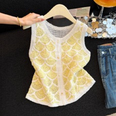 批发实拍 钩花镂空V领背心<b class='q'>马甲女</b>2026夏季显瘦觉巨好看叠穿外搭罩衫