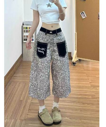 아메리칸 레트로 7 점 데님 반바지 여성 2026 여름 새로운 루즈핏 패션 주머니 패치 레오파드 무늬 청바지