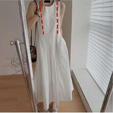 批发哺乳装2026新款法式通勤压褶收腰无袖百褶连衣裙<b class='q'>夏</b>季百搭哺乳长裙