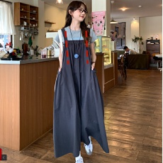 批发哺乳装<b class='q'>夏</b>季新款设计感宽松背带连衣裙+印花上衣哺乳两件套套装