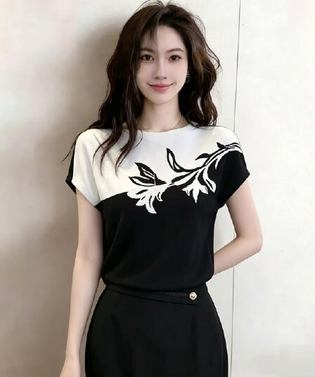 검정색 라운드 넥 얼음 실크 니트 스웨터 여성 여름 새로운 고급 센스 슬림해 보이는 캐주얼 다용도 반팔 얇은 스타일 맨위