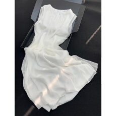 批发法式气质清冷感白色无袖<b class='q'>背心裙</b>女夏季新款时尚通勤显瘦茶歇连衣裙