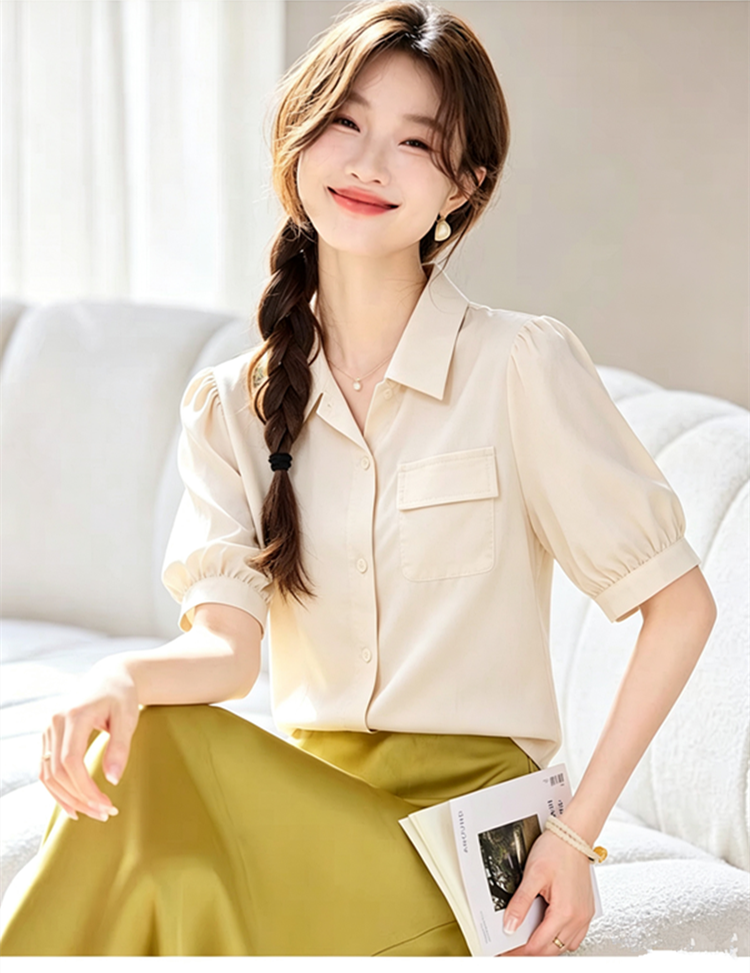 2026 여름 새로운 미니멀리즘 단색 패션 빛 직업 바람 반팔 맨위 여성 루즈핏 슬림해 보이는 외국 가스 디자인 센스