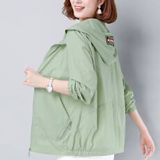 批发防晒衣女短款长袖2026夏季中年薄款<b class='q'>外套</b>妈妈装<b class='q'>大码</b>宽松防晒服开衫