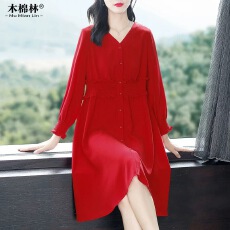 批发黑色<b class='q'>连衣裙</b>胖mm加肥<b class='q'>加大码</b>女装2026年春秋新款收腰显瘦v领裙子秋