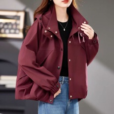 批发风衣外套女<b class='q'>春</b>秋装高级感小个子洋气短款2025新款休闲大码冲锋上衣
