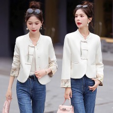 批发新中式国风盘扣外套女2026春秋新款小香风减龄气质小个子短款上衣