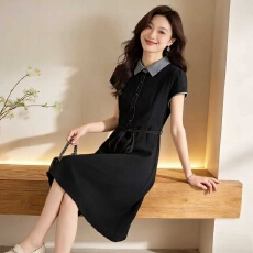 批发高级感中年妈妈连衣裙女夏季高档显瘦短袖收腰垂感抗皱减龄中<b class='q'>长裙</b>