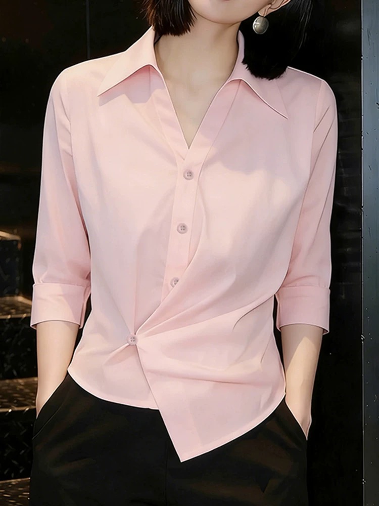핑크색 폴로 칼라 셔츠 여성 2026 봄 새로운 고급 센스 연령 감소 외국 가스 허리 수축 슬림해 보이는 불규칙 맨위
