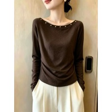 批发<b class='q'>一字肩</b>铆钉t恤女早秋独特漂亮巨好看掐腰内搭长袖短款<b class='q'>上衣</b>打底衫