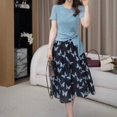 批发夏季<b class='q'>套装</b>女 新款设计感绑带收腰短袖t恤蝴蝶<b class='q'>印花</b>半身裙两件套