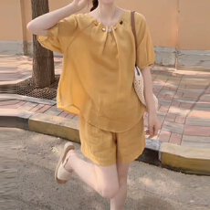 批发韩系新款圆领短袖短裤两件套女士2026夏季<b class='q'>时尚</b>高级感<b class='q'>潮流</b>减龄套装