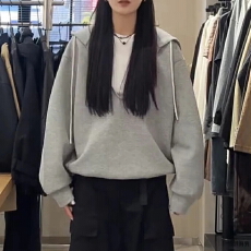 批发2026年春季韩系V领假两件拼接长袖<b class='q'>卫衣</b>女<b class='q'>宽松</b>慵懒帽衫<b class='q'>卫衣</b>上衣女
